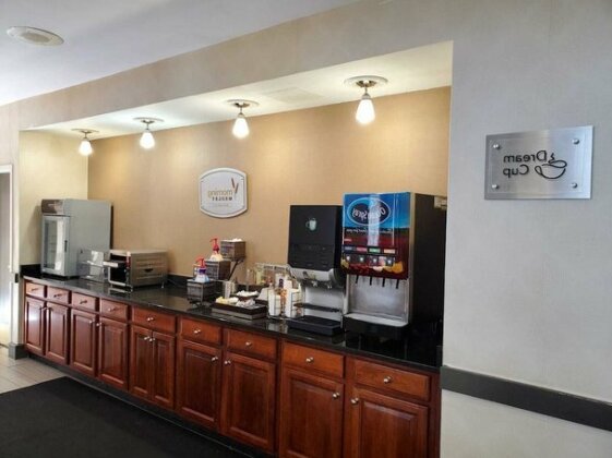 BWI Airport Inn & Suites - Photo2
