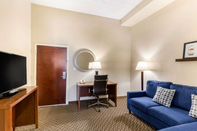 Comfort Suites Columbia Gateway - Photo5