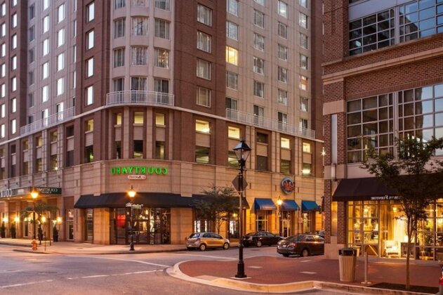 Courtyard by Marriott Baltimore Downtown/Inner Harbor - Photo2