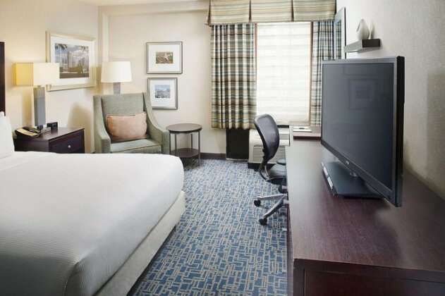 DoubleTree by Hilton Baltimore - BWI Airport - Photo4