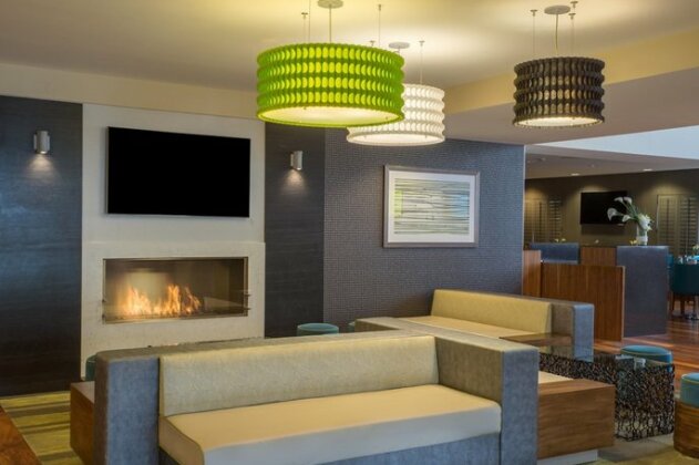 Holiday Inn Baltimore BWI Airport Area - Photo2