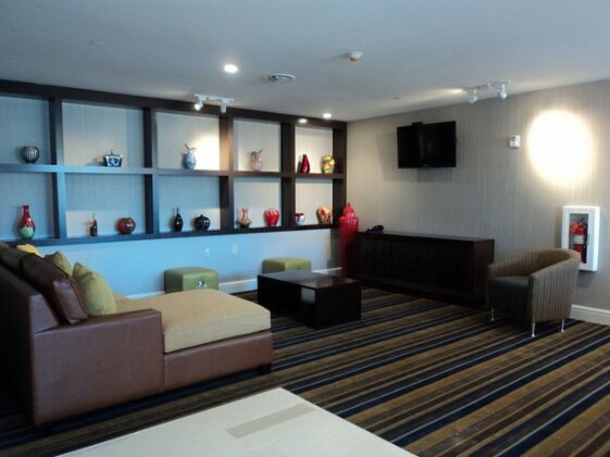Holiday Inn Express Baltimore West - Catonsville - Photo4