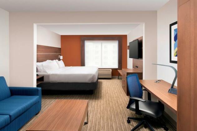 Holiday Inn Express & Suites Baltimore - BWI Airport North - Photo5