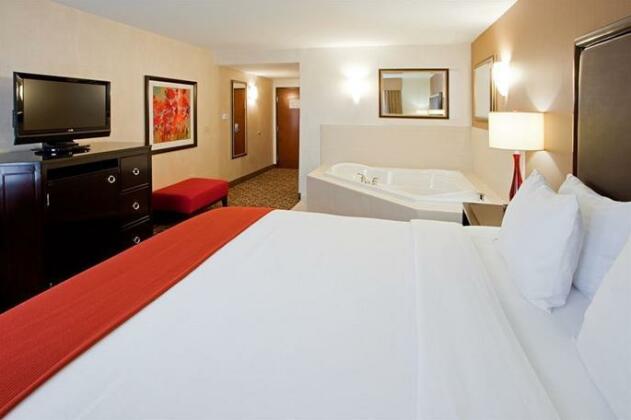 Holiday Inn Express & Suites Columbia - East Elkridge - Photo2