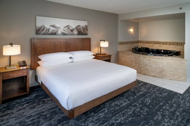 Holiday Inn & Suites Huntington-Barboursville - Photo5