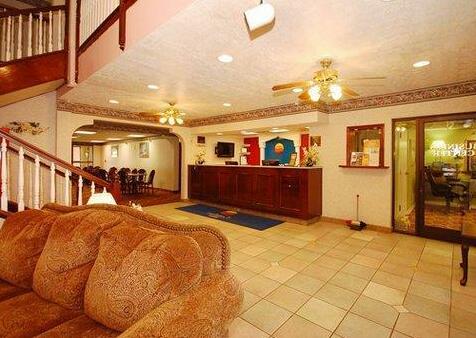 Quality Inn & Suites Bardstown - Photo2