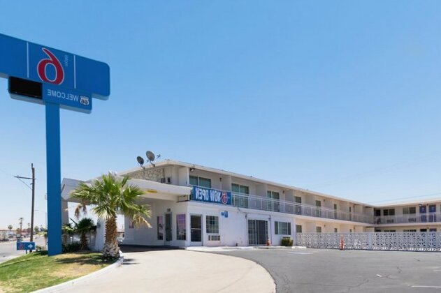 Motel 6 Barstow CA - Route 66 - Photo2