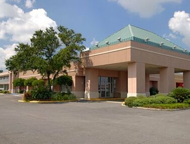 Econo Lodge Baton Rouge