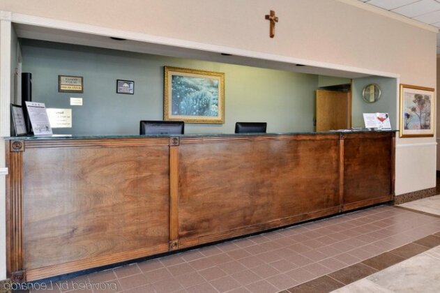Econo Lodge Baton Rouge - Photo2