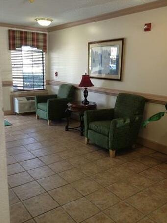 InTown Suites Baton Rouge - Photo4