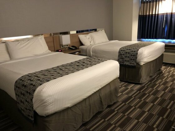 Microtel Inn & Suites by Wyndham Baton Rouge - Photo5