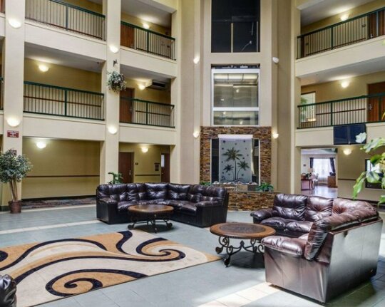 Quality Suites Baton Rouge - Photo4