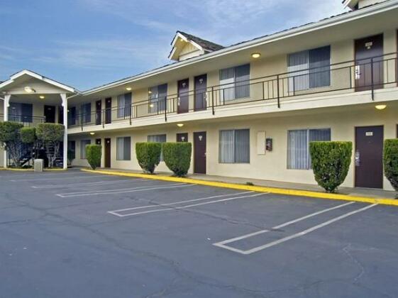 Motel 6 Beaumont CA - Photo2