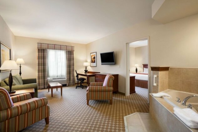 Country Inn & Suites by Radisson Manchester Airport NH - Photo4