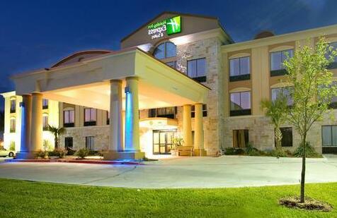 Holiday Inn Express and Suites Beeville - Photo3