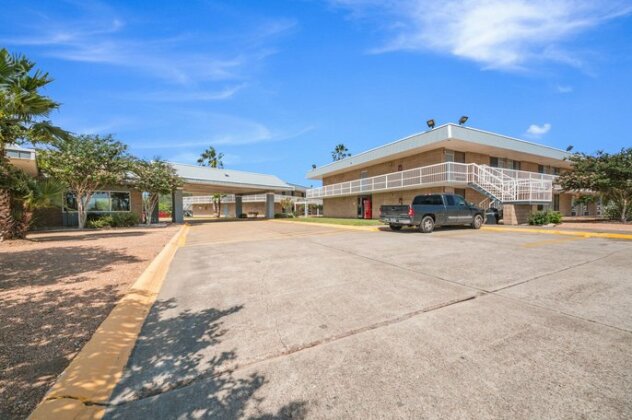 Rodeway Inn Beeville