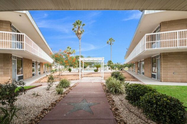 Rodeway Inn Beeville - Photo2