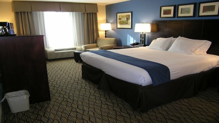Holiday Inn Express & Suites Belle Vernon - Photo5