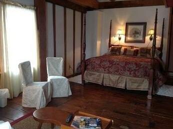 The Inn at Potter's Mill - Photo3