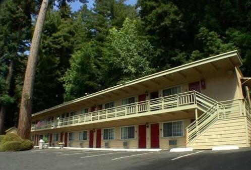 Quality Inn & Suites Santa Cruz Mountains Ben Lomond - Photo2