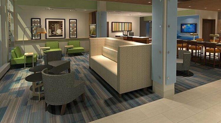 Holiday Inn Express & Suites - Bend South - Photo5