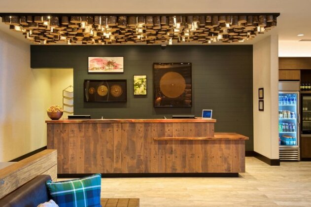 SpringHill Suites by Marriott Bend - Photo4