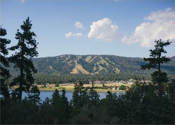 Falcon's Rest Big Bear Lake - Photo2