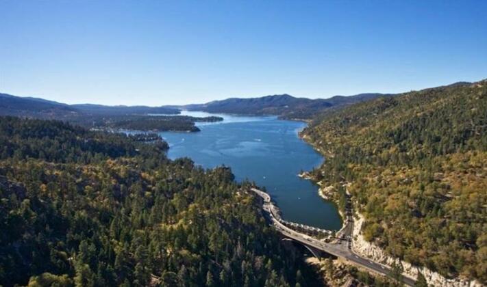 Falcon's Rest Big Bear Lake - Photo3