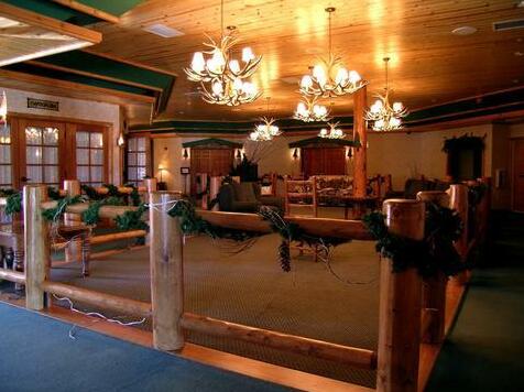 Holiday Inn Resort The Lodge at Big Bear Lake - Photo4