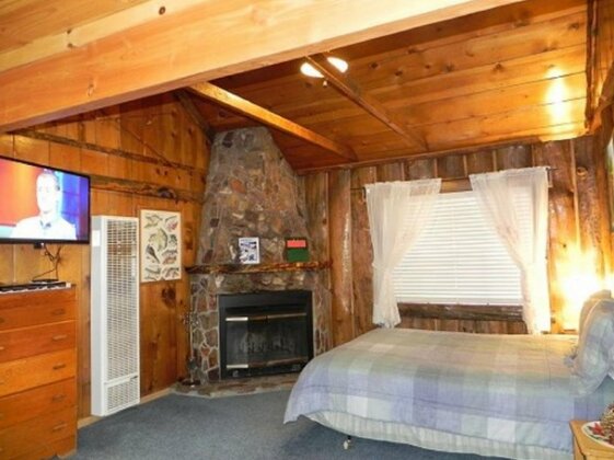 Oak Knoll Lodge - Photo2