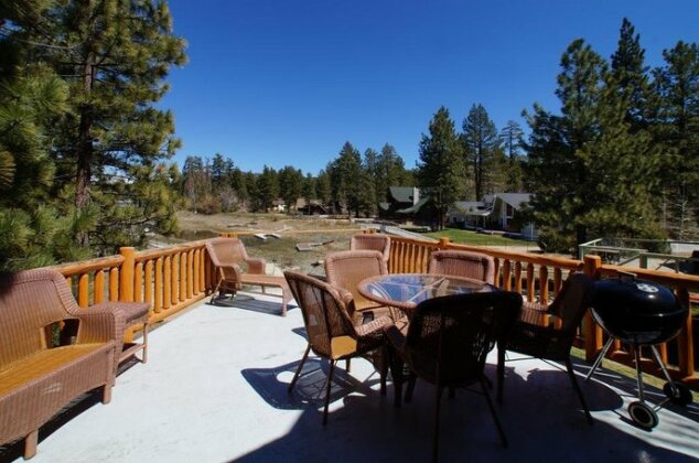 The Lake House by Big Bear Cool Cabins - Photo4
