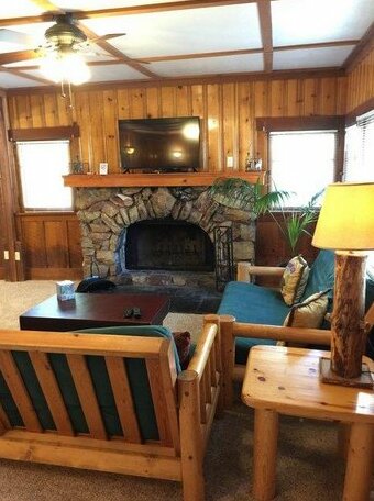 Timber Haven Lodge - Photo3