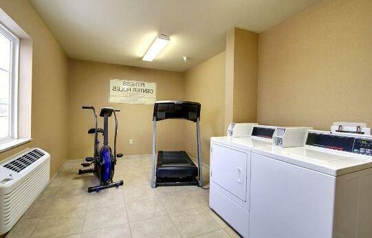 Cobblestone Inn & Suites Big Lake - Photo3