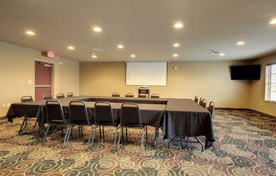Cobblestone Inn & Suites Big Lake - Photo4