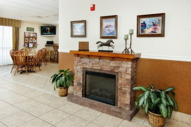 Boothill Inn and Suites - Photo3