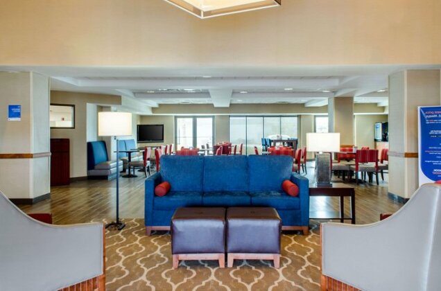 Comfort Inn & Suites Biloxi - Photo5