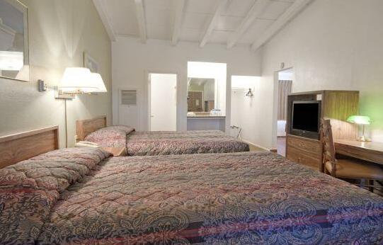 Americas Best Value Inn and Suites Bisbee - Photo5