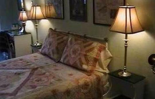 School House Inn Bed & Breakfast - Photo2