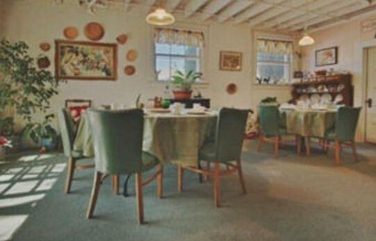 School House Inn Bed & Breakfast - Photo5