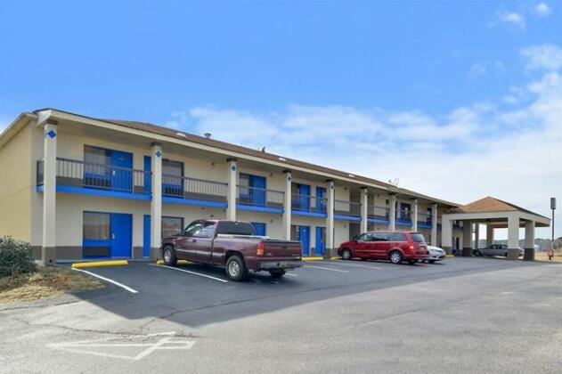 Americas Best Value Inn - Bishopville - Photo2