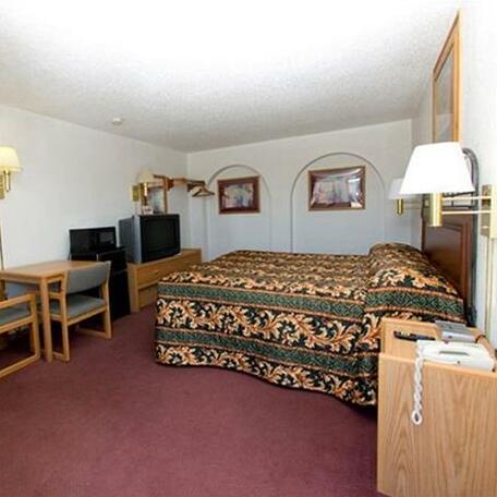 North Country Inn & Suites - Photo3