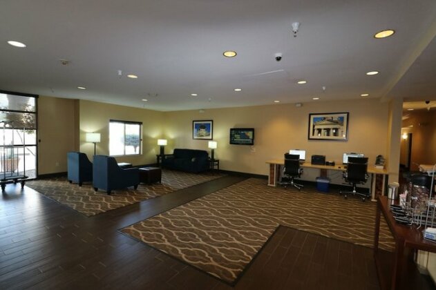 Comfort Suites Bloomington - Photo5