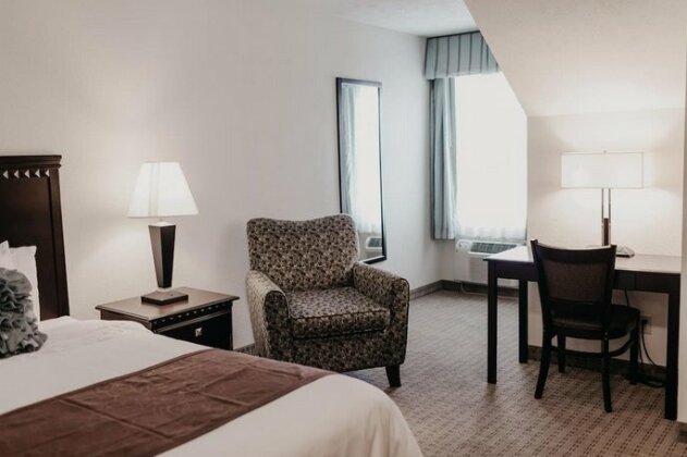 Eastland Suites Extended Stay Hotel & Conference Center - Photo2