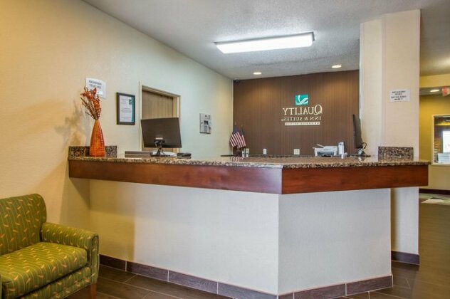 Quality Inn and Suites Bloomington City - Photo2