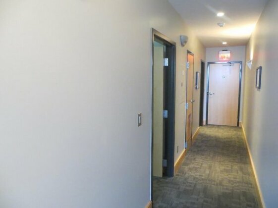 Suites at 118 - Bloomington - Photo3