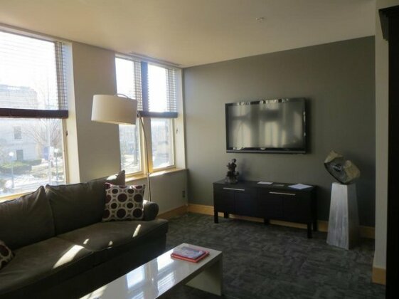 Suites at 118 - Bloomington - Photo5