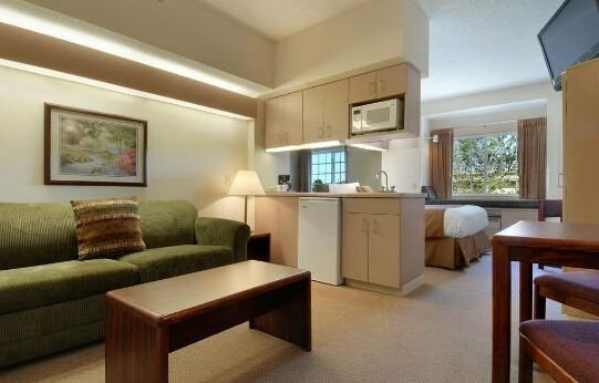 Microtel Inn & Suites by Wyndham Bloomington Minneapoli - Photo3