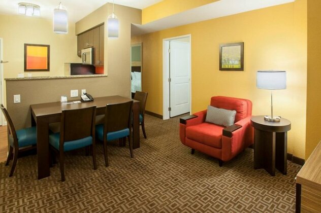 TownePlace Suites by Marriott Minneapolis Mall of America - Photo3