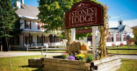 Stone's Lodge under Mt Stratton Bondville