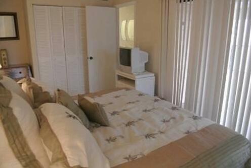 Dolphin Way A-207 - Photo2
